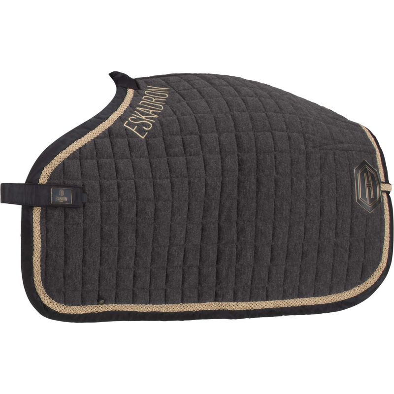 Eskadron Kidney Rug Acrylic Quilted Heritage 24/25